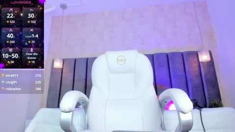 Scarlett online show from 12-30-24, 02:42