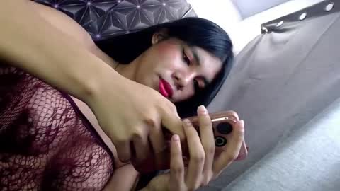 Snapshot of scarlet_111 chatting on 07-01-26, 11:15 scarlet_111 online show from 07-01-26, 11:15