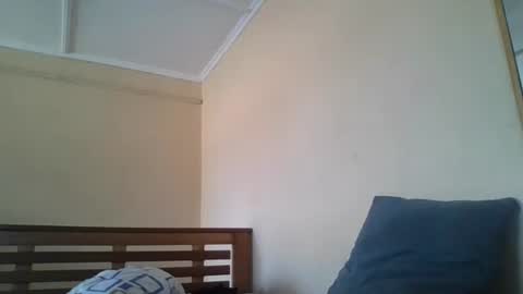 scarlet_25142359 online show from 10-20-25, 09:43