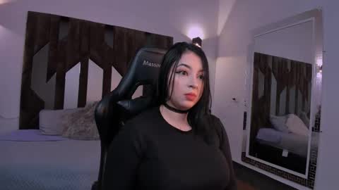 scarlet_ceretti1 online show from 02-09-26, 09:52