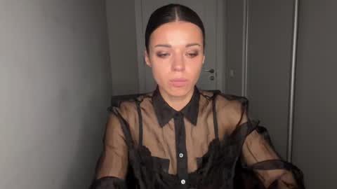 Snapshot of scarlet_daisy_ chatting on 05-11-26, 07:14 Sophie online show from 05-11-26, 07:14