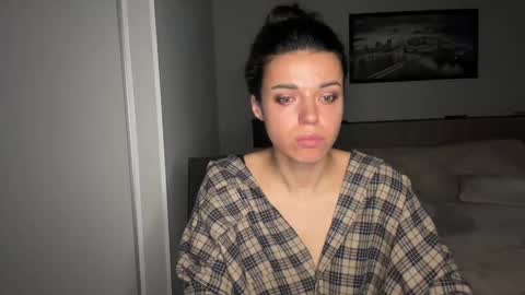 Snapshot of scarlet_daisy_ chatting on 05-22-26, 07:15 Sophie online show from 05-22-26, 07:15