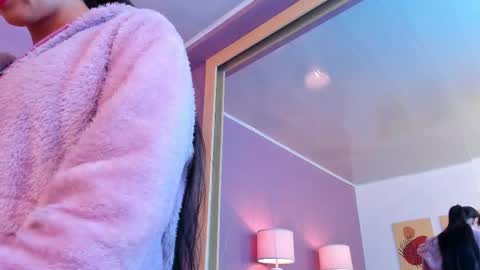 Scarlet Edwars online show from 02-11-25, 12:05