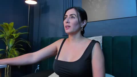 Scarlet Edwars online show from 11-07-25, 05:13