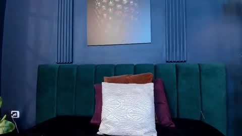 Scarlet Edwars online show from 02-20-26, 04:18