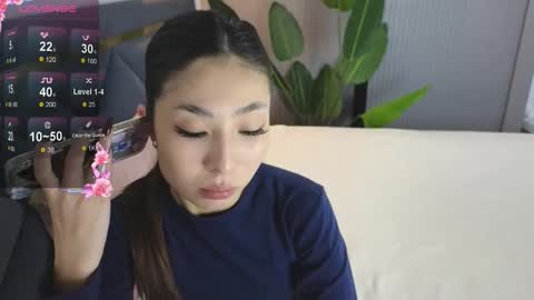 scarlet_ice online show from 11-26-25, 05:19