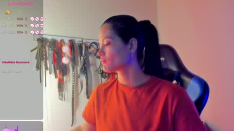 Snapshot of scarlet_kennedy98 chatting on 04-06-26, 11:27 scarlet taylor kennedy online show from 04-06-26, 11:27