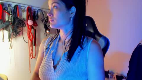 Snapshot of scarlet_kennedy98 chatting on 04-09-26, 11:21 scarlet taylor kennedy online show from 04-09-26, 11:21