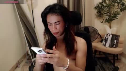 Snapshot of scarlet_kisses chatting on 07-14-26, 10:21 Scarlet online show from 07-14-26, 10:21