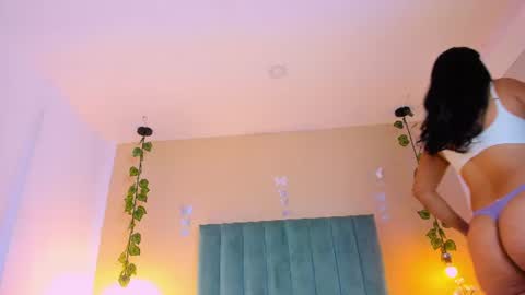 Snapshot of scarlet_pielcanela chatting on 07-13-26, 07:49 Scarlet online show from 07-13-26, 07:49
