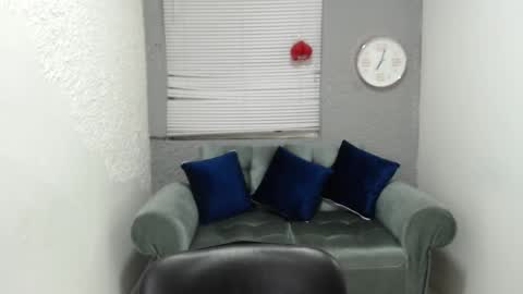 Snapshot of scarlet_redhead chatting on 10-16-25, 12:28 scarlet_redhead online show from 10-16-25, 12:28