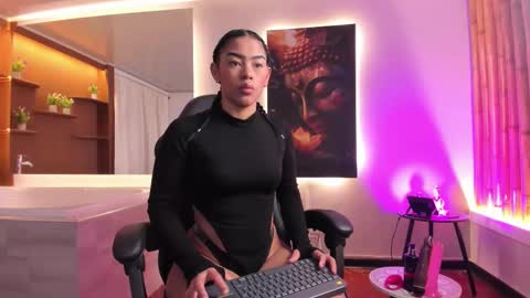 Snapshot of scarlet_summer_ chatting on 09-12-25, 11:43 Scarlet online show from 09-12-25, 11:43