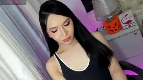 scarlet_sweet6969 online show from 11-02-25, 05:32