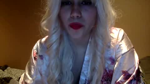 scarlet whisper online show from 12-21-24, 04:52