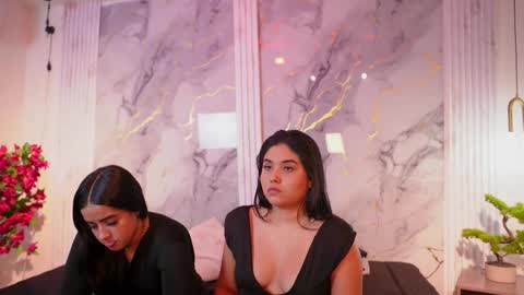 scarleta_and_naomi online show from 01-16-26, 04:49