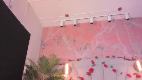 Scarlet Dayana online show from 06-12-26, 12:04