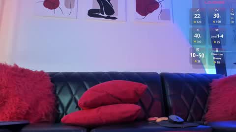 scarleth061 online show from 10-15-25, 11:43