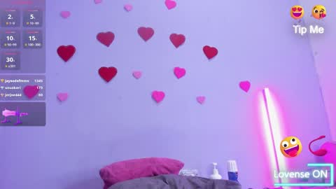 Snapshot of scarleth_blonde chatting on 03-08-25, 02:12 SCARLETH online show from 03-08-25, 02:12