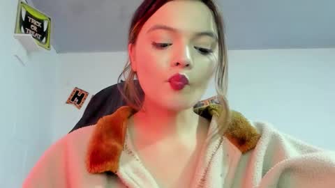    online show from 10-22-25, 06:35