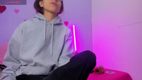 I am  Scarleth  Check mi profile online show from 03-07-25, 12:01