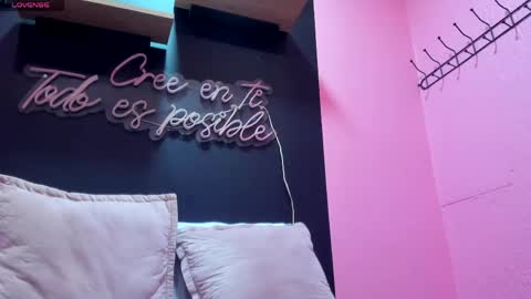 scarlethfoxx_ online show from 04-15-26, 07:58