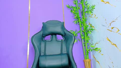 Snapshot of scarletjonesx chatting on 10-07-25, 08:55 Denis online show from 10-07-25, 08:55