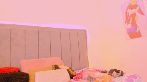 Snapshot of scarletliz chatting on 10-01-25, 12:22 Scarletliz online show from 10-01-25, 12:22