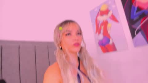 Snapshot of scarletliz chatting on 10-29-25, 03:58 Scarletliz online show from 10-29-25, 03:58