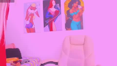 Snapshot of scarletliz chatting on 11-11-25, 12:27 Scarletliz online show from 11-11-25, 12:27