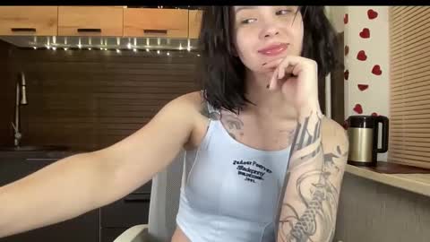 scarletpetal online show from 03-26-26, 02:55