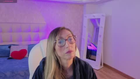 Scarlett online show from 06-08-26, 11:43
