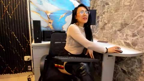 scarlett__14 online show from 09-18-25, 03:19