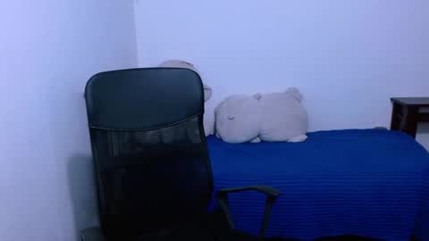 Snapshot of scarlett__6 chatting on 10-16-25, 01:01 scarlett__6 online show from 10-16-25, 01:01