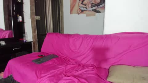 Snapshot of scarlett__cherry_ chatting on 04-05-26, 07:33 Scarlett online show from 04-05-26, 07:33