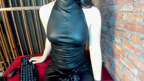 SCARLETT FOX  online show from 12-30-24, 11:26