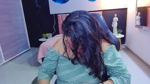  SCARLETT online show from 04-24-26, 02:47