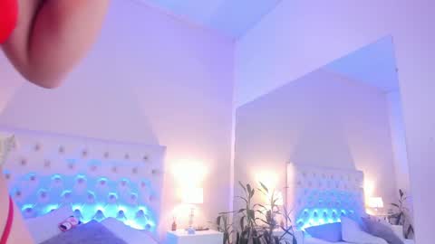Snapshot of scarlett_bunnyy_ chatting on 04-24-26, 01:46 Bunny online show from 04-24-26, 01:46