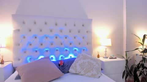 Snapshot of scarlett_bunnyy_ chatting on 05-01-26, 08:02 Bunny online show from 05-01-26, 08:02