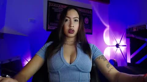 Snapshot of scarlett_buttock chatting on 09-28-25, 03:06 Scarlett online show from 09-28-25, 03:06