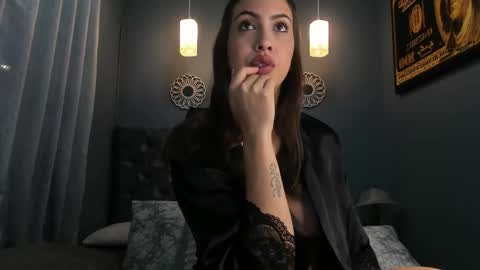 Snapshot of scarlett_buttock chatting on 10-29-25, 10:50 Scarlett online show from 10-29-25, 10:50