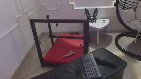 Scarlett Collins online show from 01-31-25, 07:18