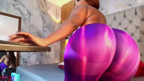 Mariana online show from 01-14-26, 04:51