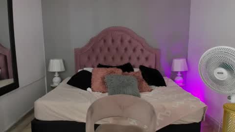 Scarlett  online show from 01-30-25, 05:49