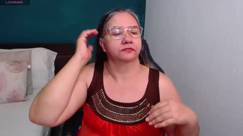 Scarlett  online show from 12-21-25, 09:44