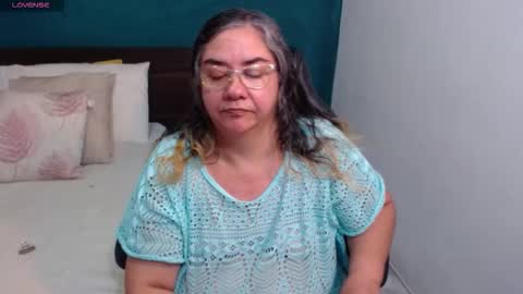 Snapshot of scarlett_duboi1 chatting on 02-13-26, 04:19 Scarlett online show from 02-13-26, 04:19