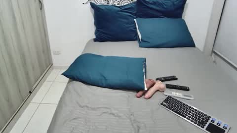 Snapshot of scarlett_evanz_ chatting on 03-03-25, 01:31 Scarlett Evans online show from 03-03-25, 01:31