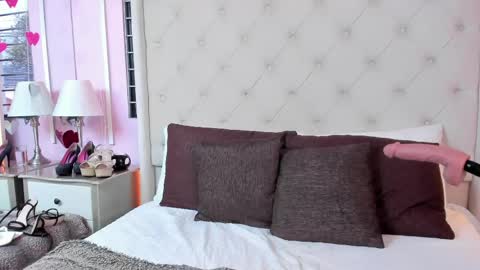 scarlett_leblanc_ online show from 05-11-26, 04:04