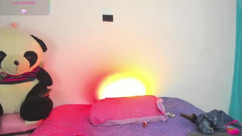 Snapshot of scarlett_lewis2 chatting on 01-20-25, 02:01 SweetScarlett online show from 01-20-25, 02:01