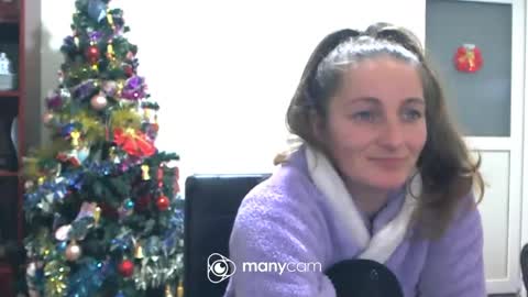 scarlett_queen01 online show from 12-30-24, 06:20