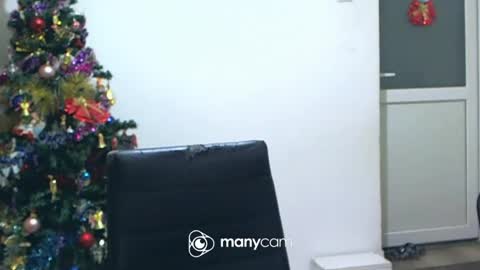scarlett_queen01 online show from 01-12-25, 05:34